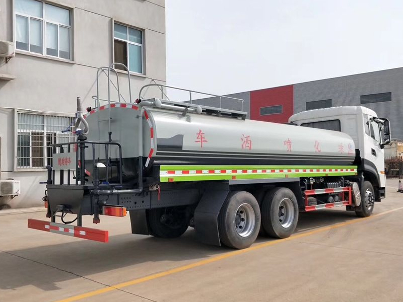 國(guó)六東風(fēng)天龍后雙橋?yàn)⑺?chē)