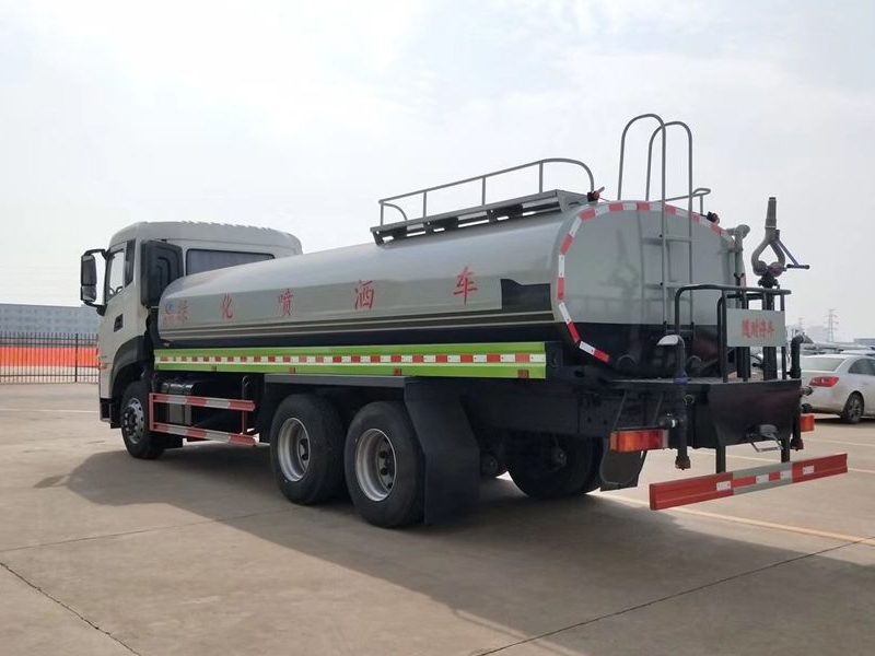 國(guó)六東風(fēng)天龍后雙橋?yàn)⑺?chē)